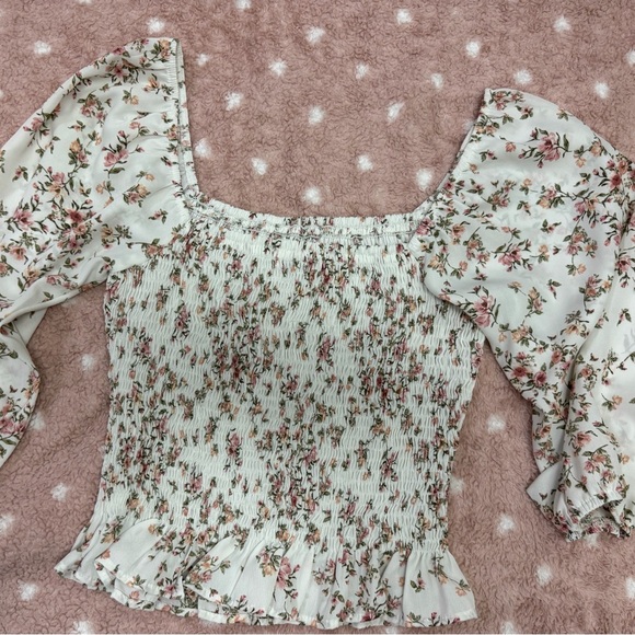 Paper Crane Floral Smocked Blouse - Pink and White - Picture 2 of 3